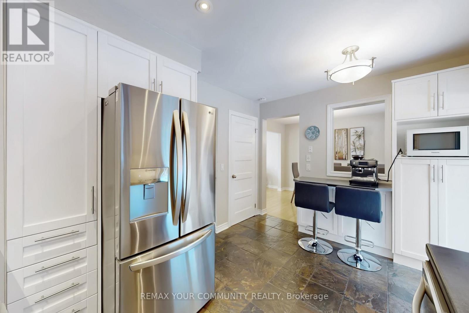 94 Rawling Crescent, Brampton, Ontario  L6Z 1N8 - Photo 15 - W12785568