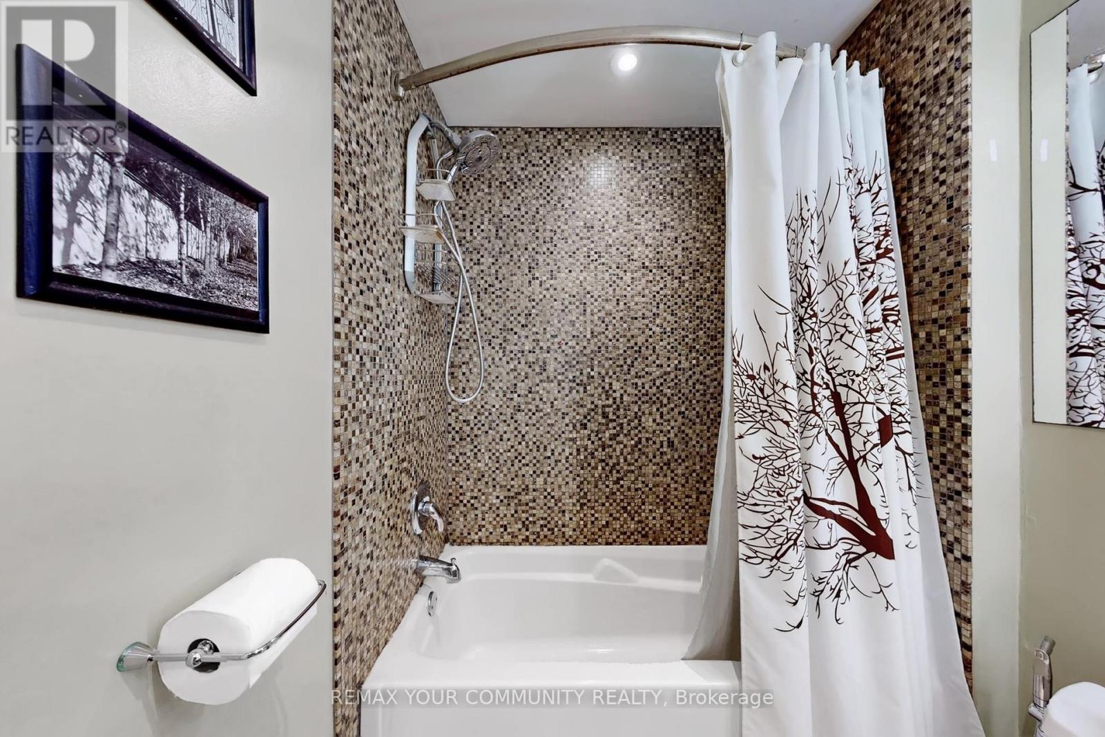 94 Rawling Crescent, Brampton, Ontario  L6Z 1N8 - Photo 33 - W12785568