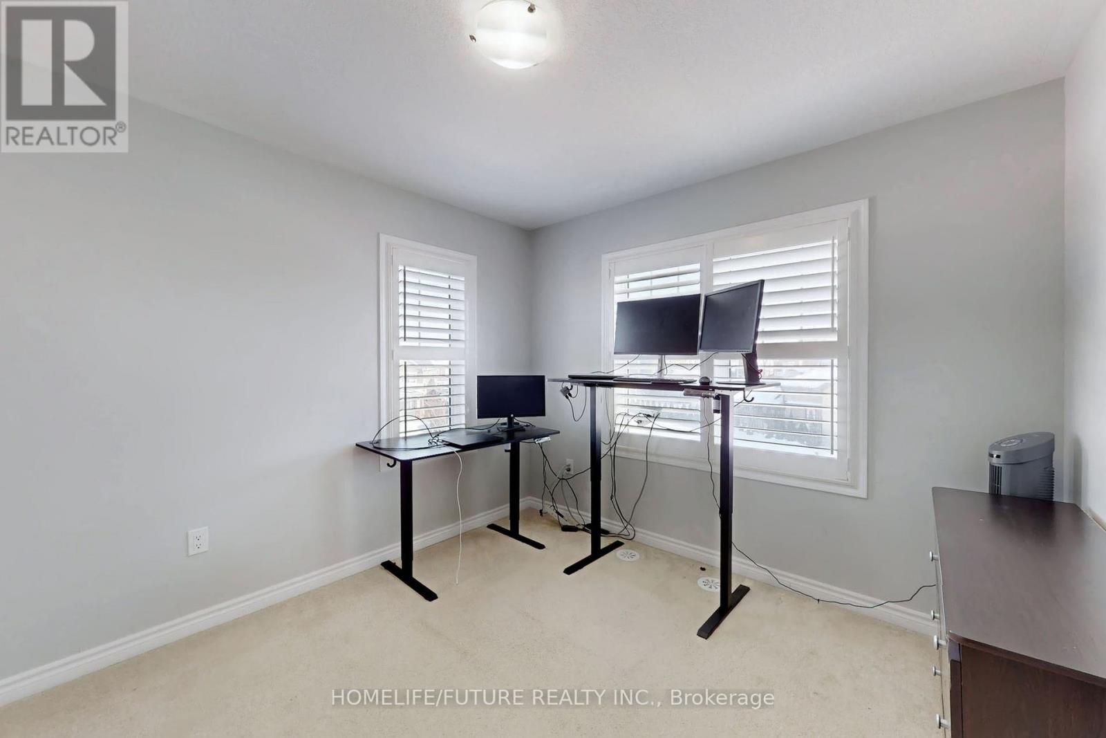 239 Netherby Lane, Kitchener, Ontario  N2R 0L9 - Photo 41 - X12787376