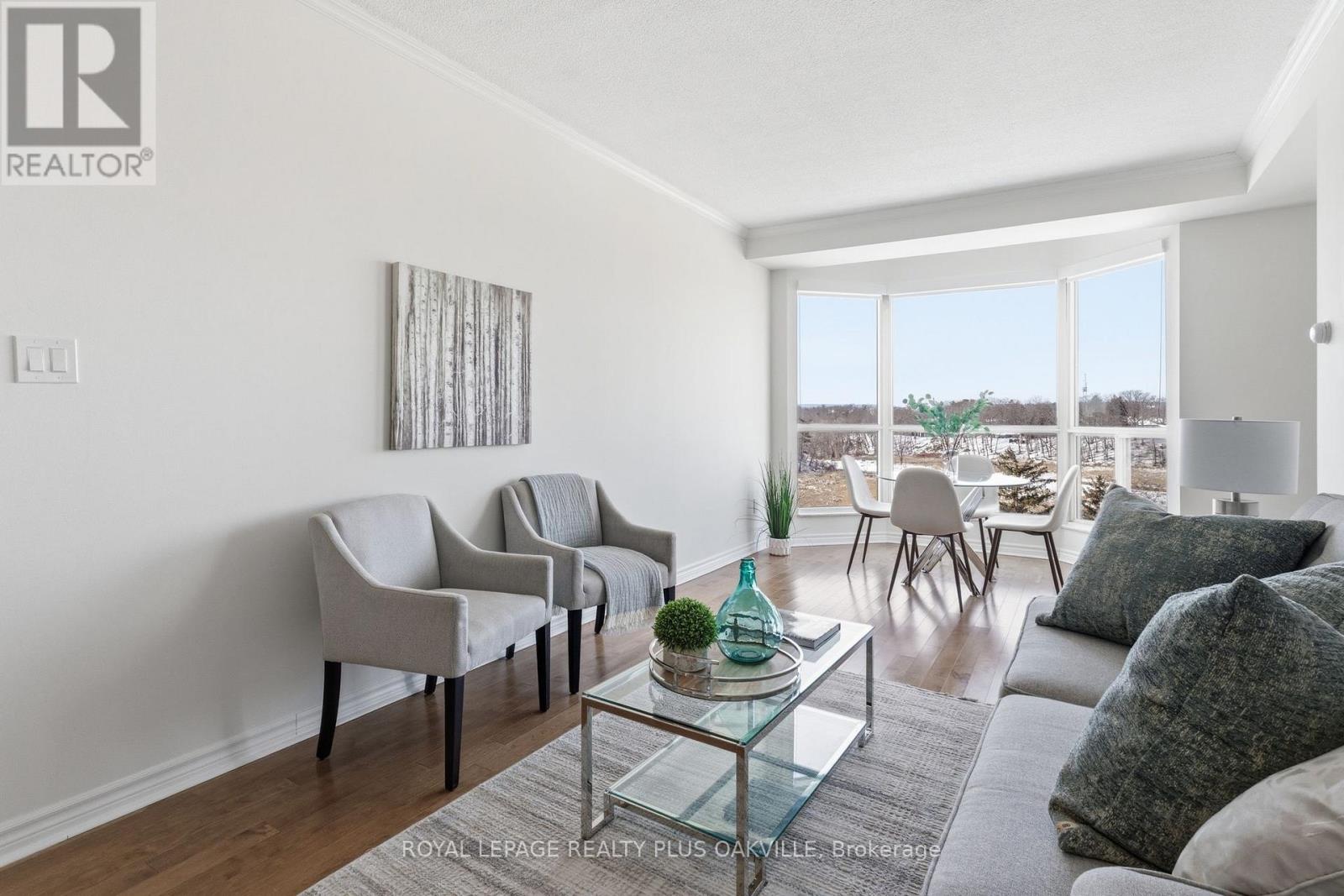 718 - 2511 Lakeshore Road W, Oakville, Ontario  L6L 6L9 - Photo 17 - W12789220