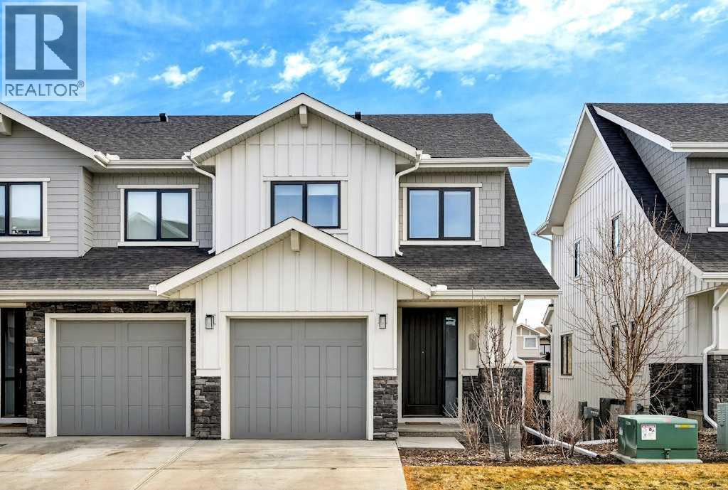 168 Crestridge Common Sw, Calgary, Alberta  T3B 6J5 - Photo 1 - A2285586