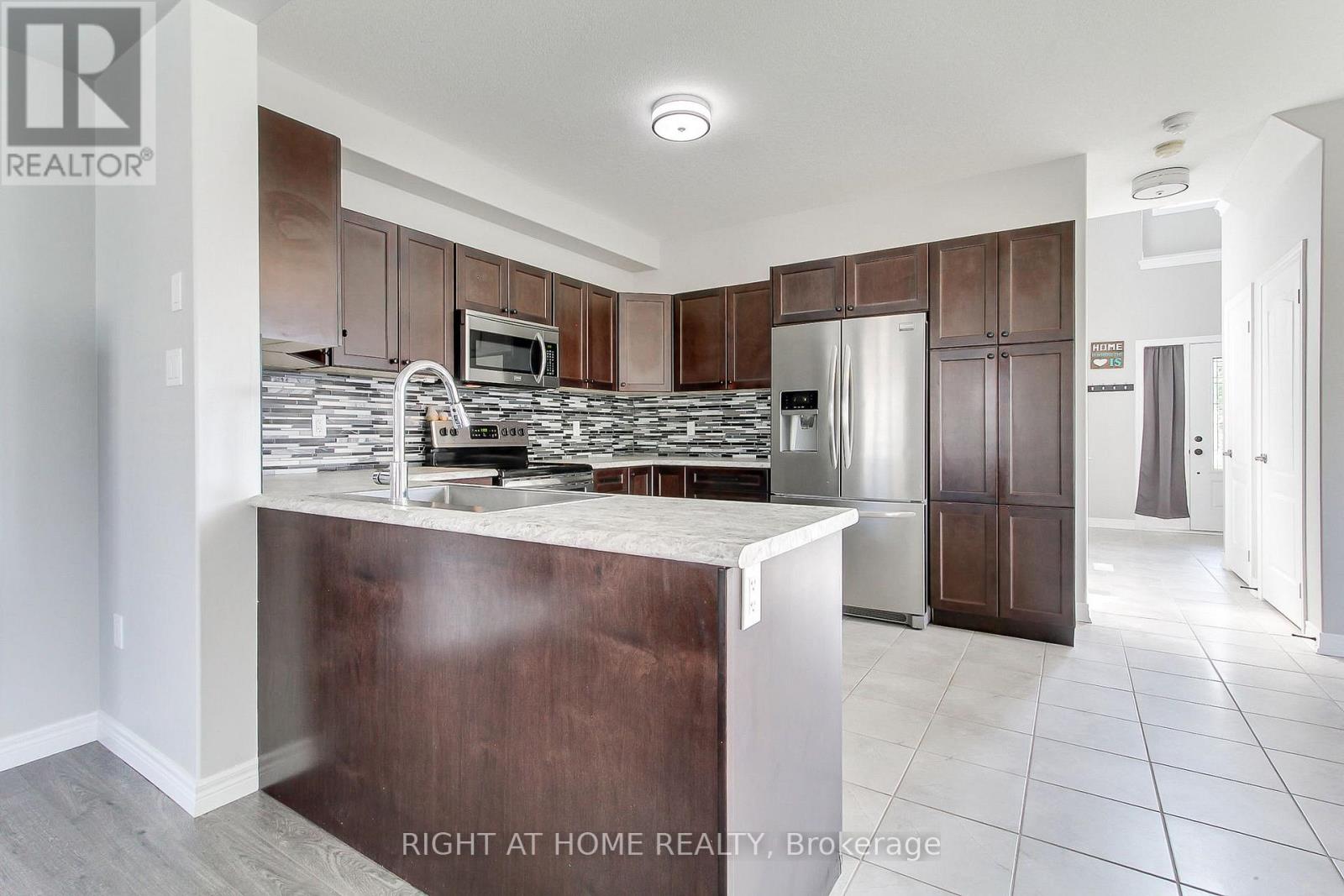 58 Carleton Trail, New Tecumseth, Ontario  L0G 1A0 - Photo 16 - N12789246