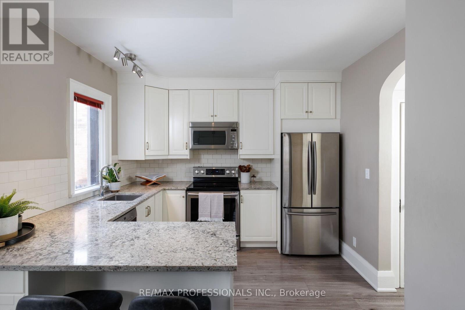 50 Wendover Road, Toronto, Ontario  M8X 2L3 - Photo 26 - W12745016