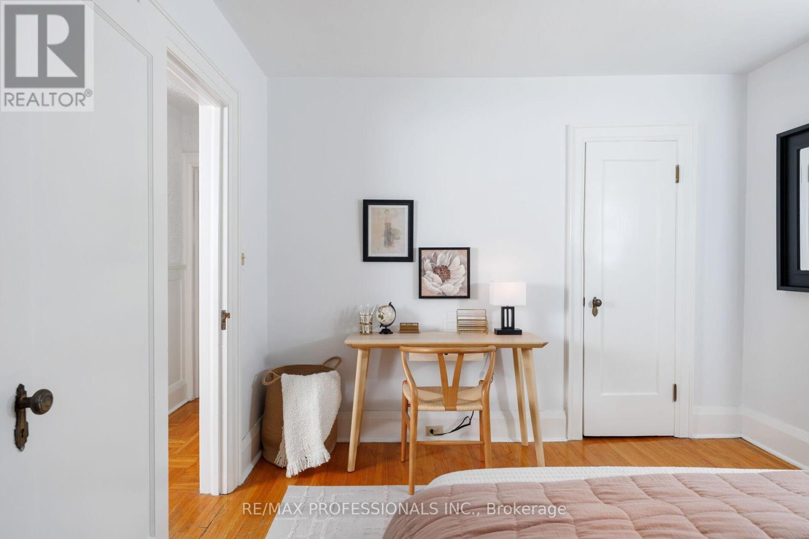 50 Wendover Road, Toronto, Ontario  M8X 2L3 - Photo 36 - W12745016