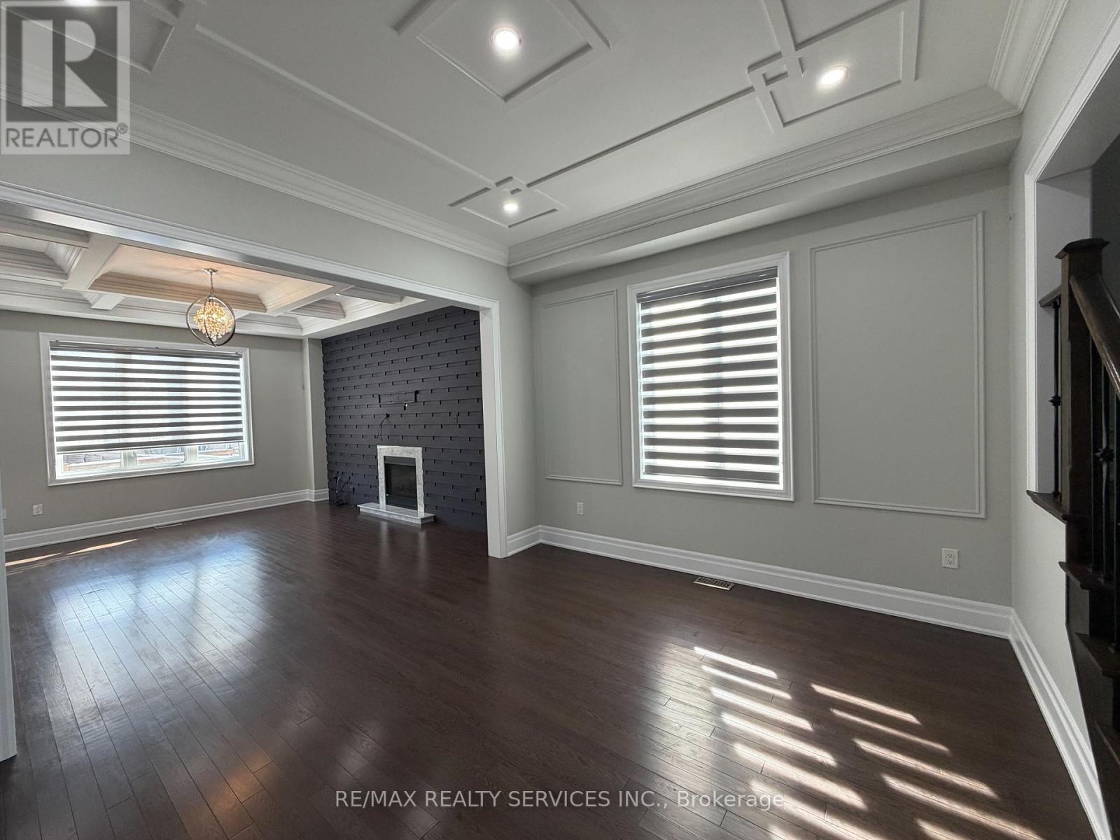 Upper Portion - 4 Lyle Way, Brampton, Ontario  L6X 5P8 - Photo 6 - W12789248