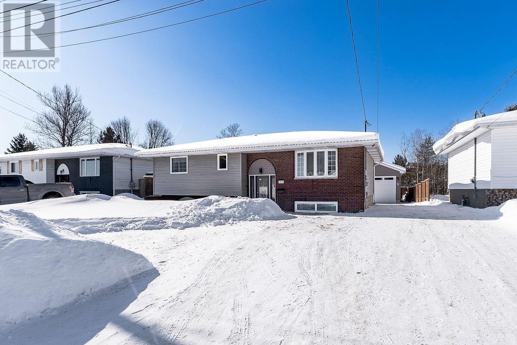 3849 Swanson Court, Val Caron, Ontario  P3N 1J6 - Photo 1 - 2126377