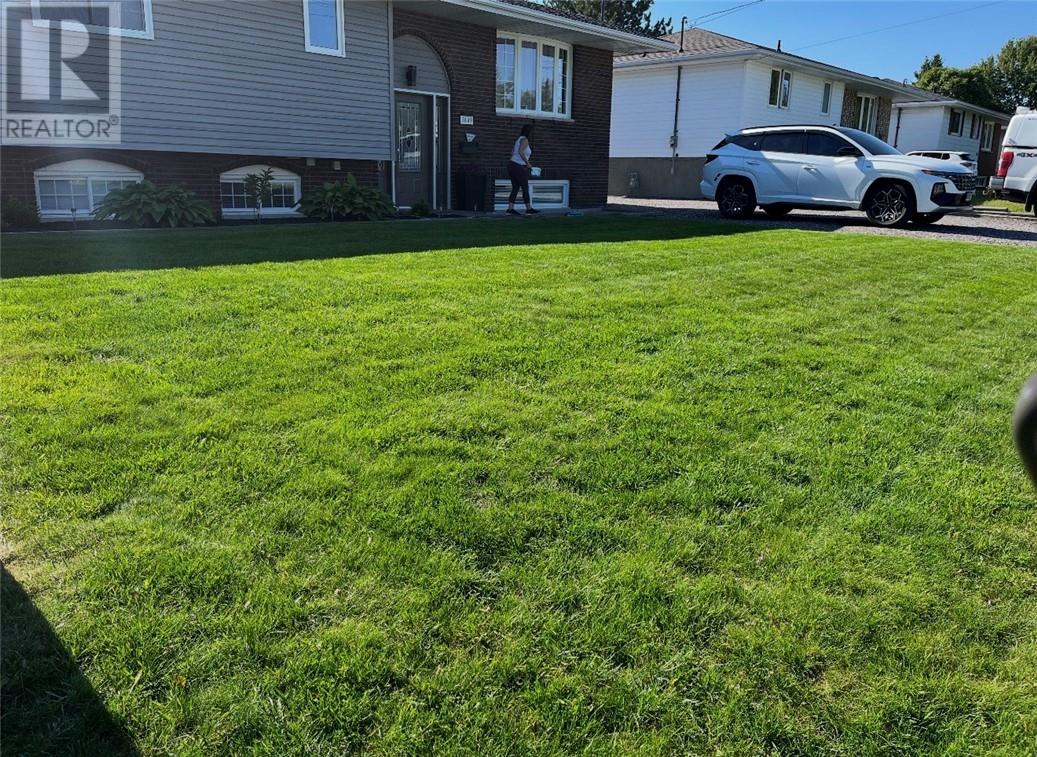 3849 Swanson Court, Val Caron, Ontario  P3N 1J6 - Photo 41 - 2126377