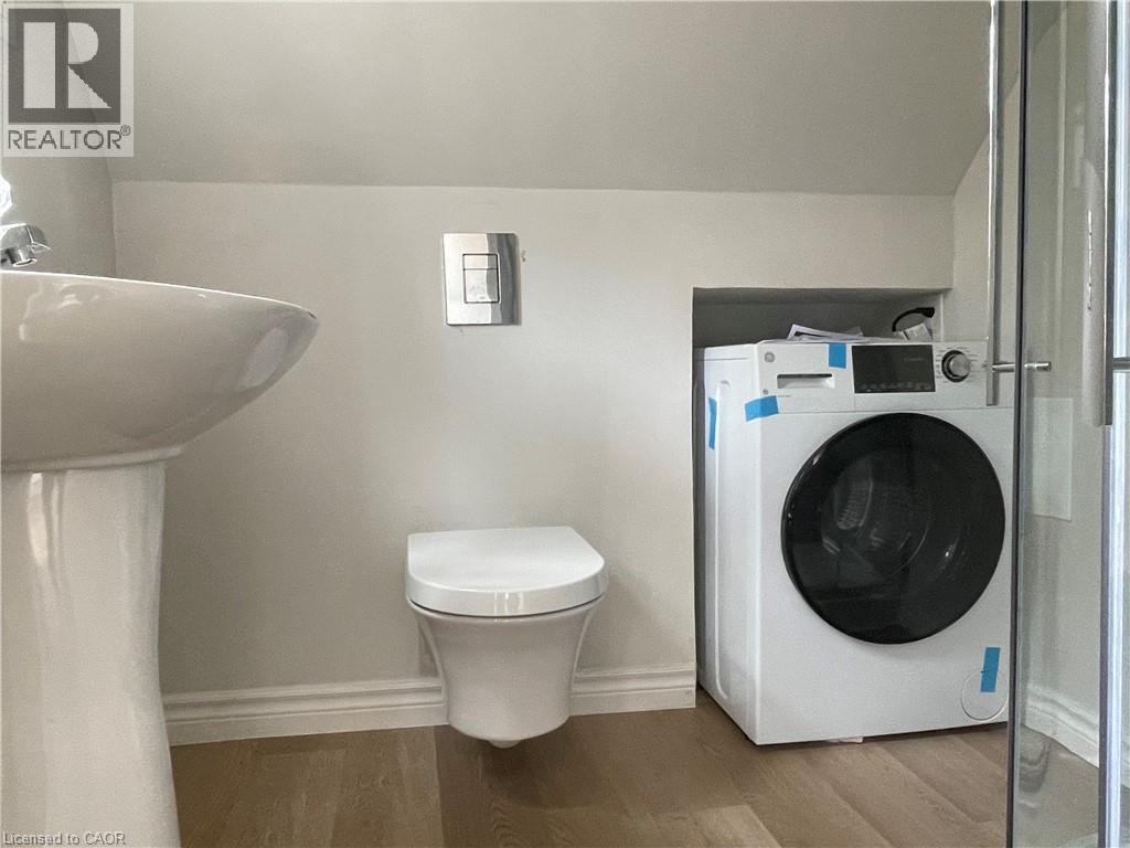 27 Strathcona Avenue S Unit# 3, Hamilton, Ontario  L8P 4J1 - Photo 13 - 40804973