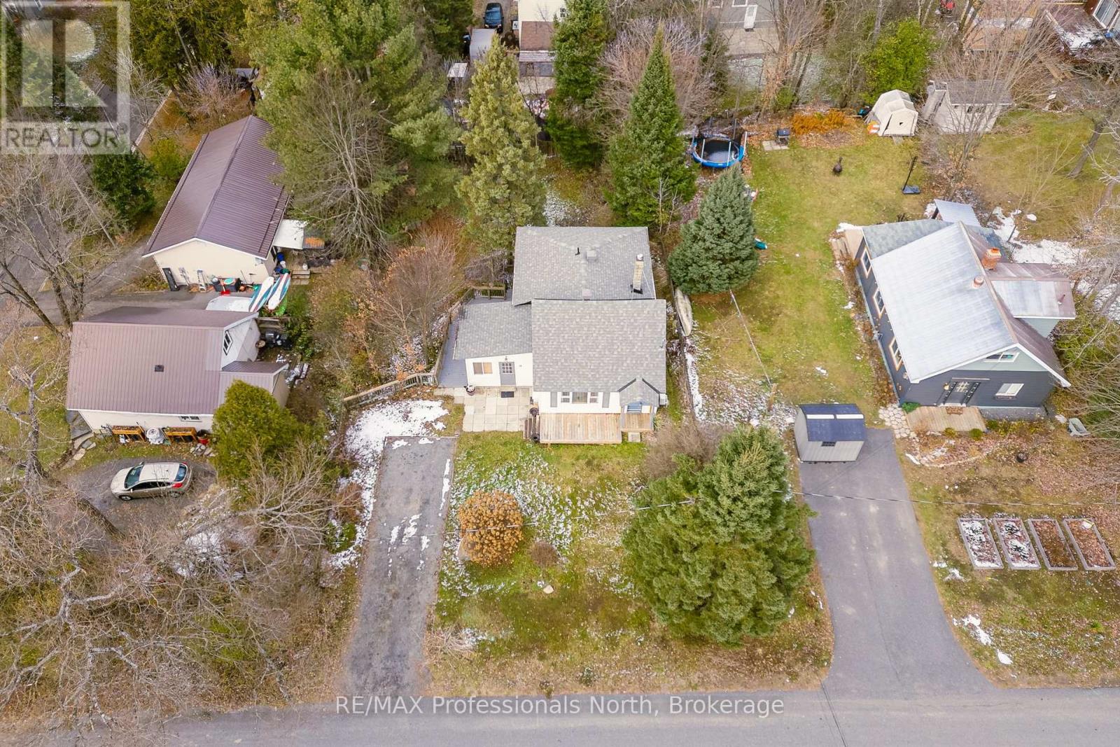 18 George Street, Huntsville, Ontario  P1H 1T9 - Photo 39 - X12789308