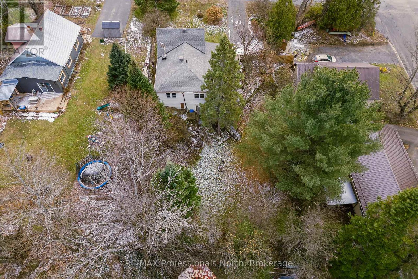 18 George Street, Huntsville, Ontario  P1H 1T9 - Photo 41 - X12789308