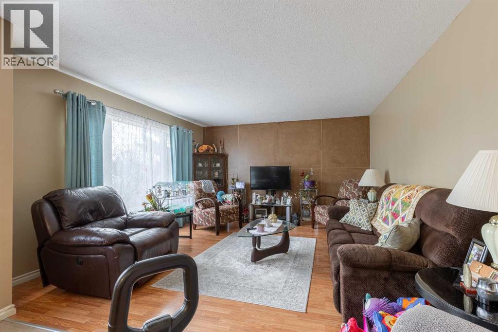 1412 23 Street N, Lethbridge, Alberta  T1H 3T5 - Photo 4 - A2284672