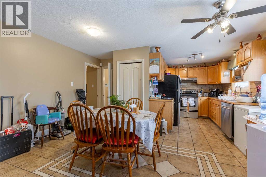 1412 23 Street N, Lethbridge, Alberta  T1H 3T5 - Photo 5 - A2284672