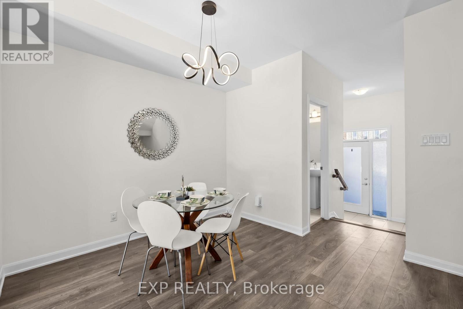 116 Maynooth Court, Ottawa, Ontario  K2J 6Y4 - Photo 4 - X12789294