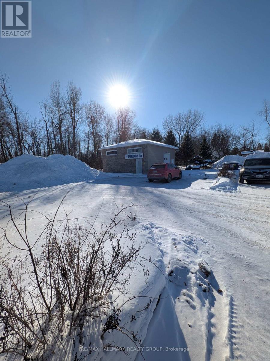 5 - 4110 Albion Road, Ottawa, Ontario  K1T 3W1 - Photo 1 - X12789312