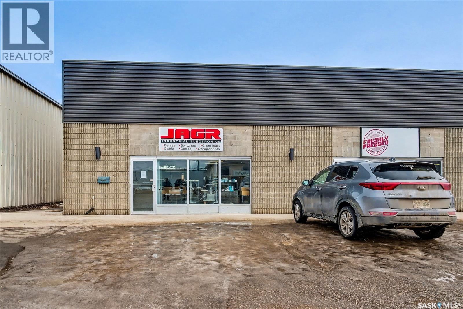 1751 MCARA STREET, Regina, Saskatchewan