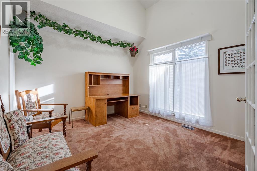 9, 275 Woodridge Drive Sw, Calgary, Alberta  T2W 3S2 - Photo 4 - A2280072