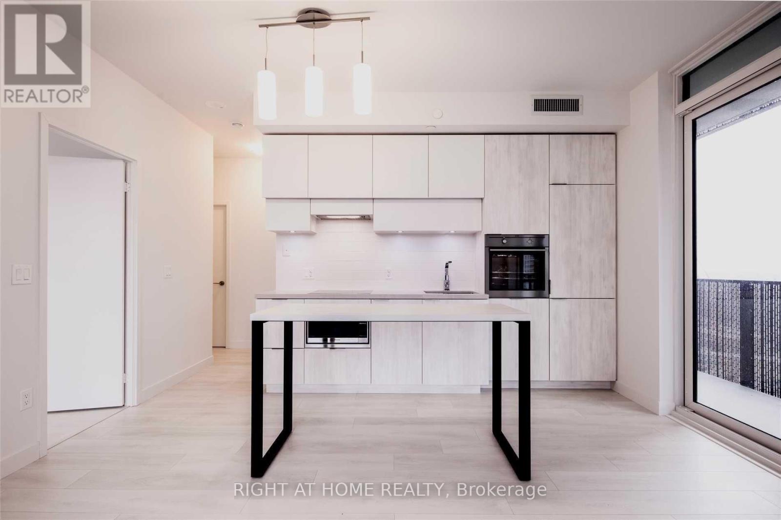 805 - 8 Eglinton Avenue E, Toronto, Ontario  M4P 1A6 - Photo 4 - C12789318