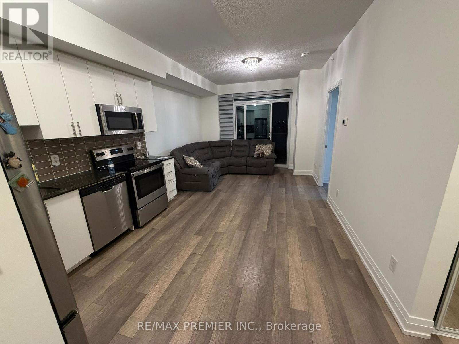 608 - 7167 Yonge Street, Markham, Ontario  L3T 0E1 - Photo 5 - N12789286