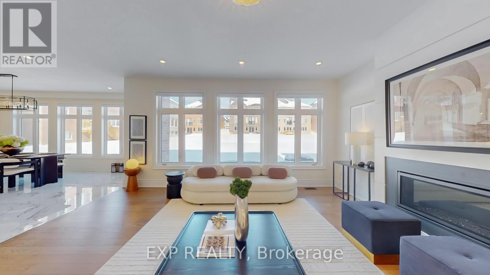 21 Fair Winds Lane, East Gwillimbury, Ontario  L9N 0V5 - Photo 10 - N12789324