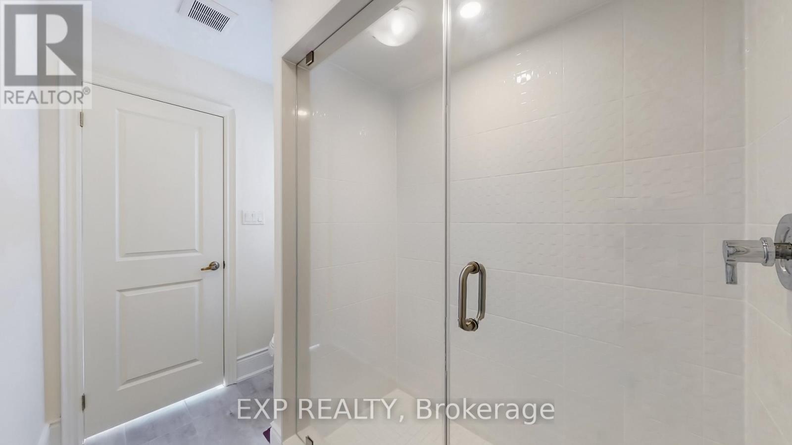 21 Fair Winds Lane, East Gwillimbury, Ontario  L9N 0V5 - Photo 36 - N12789324