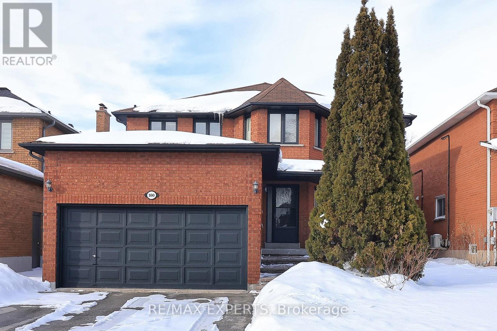 100 Nimbus Place, Vaughan, Ontario  L4L 1Z7 - Photo 2 - N12783230