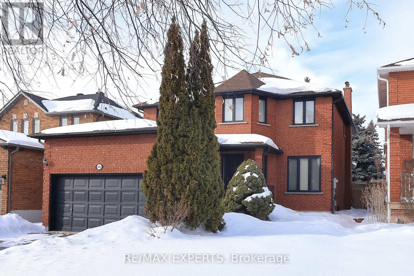 100 Nimbus Place, Vaughan, Ontario  L4L 1Z7 - Photo 3 - N12783230