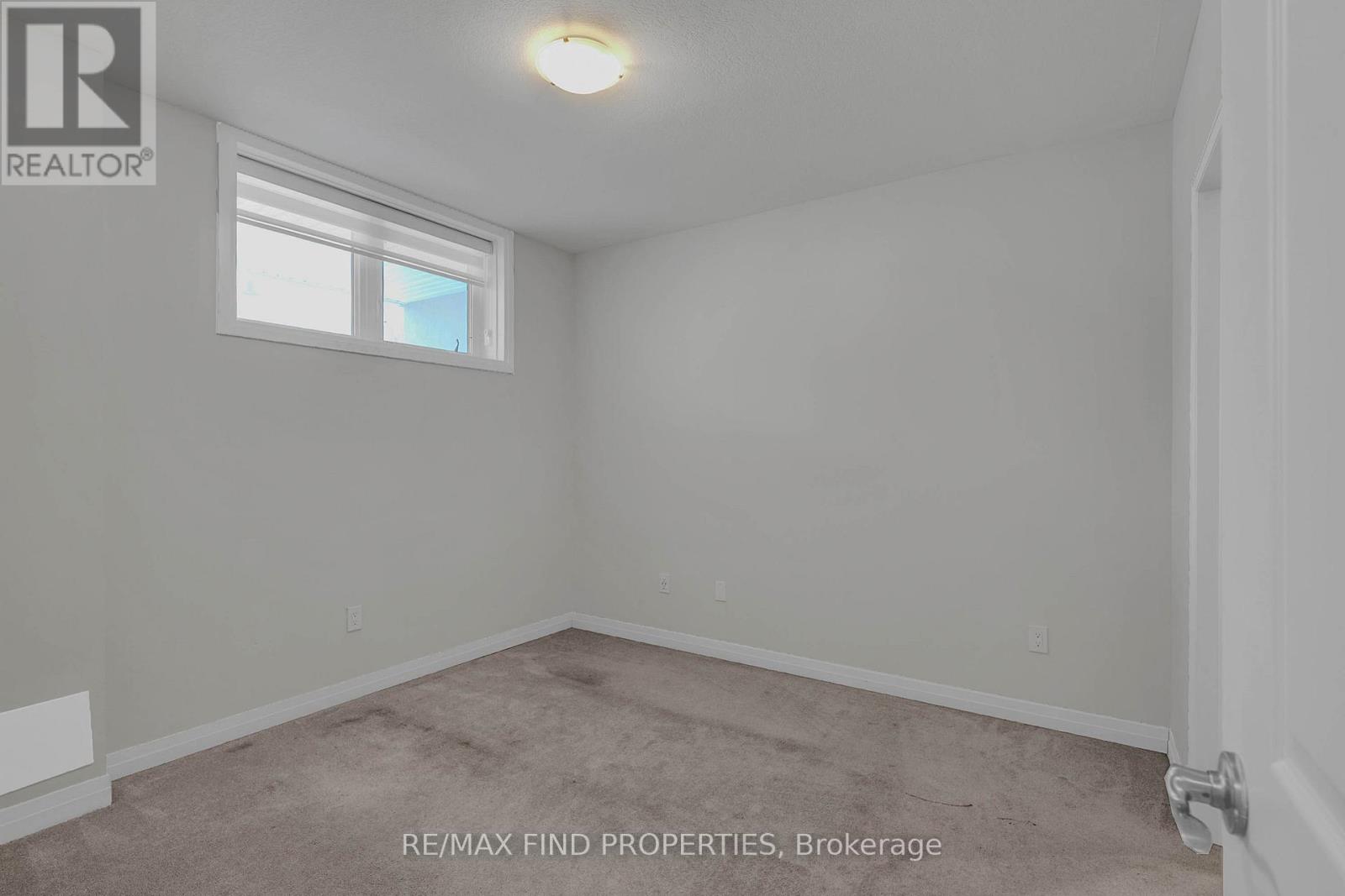 20 Vitality Drive, Kitchener, Ontario  N2R 0R7 - Photo 16 - X12649446