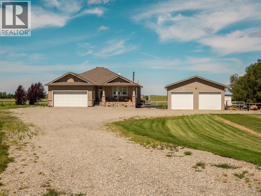 263072a Twp Rd 30, Rural Cardston County, Alberta  T0K 0K0 - Photo 2 - A2282577