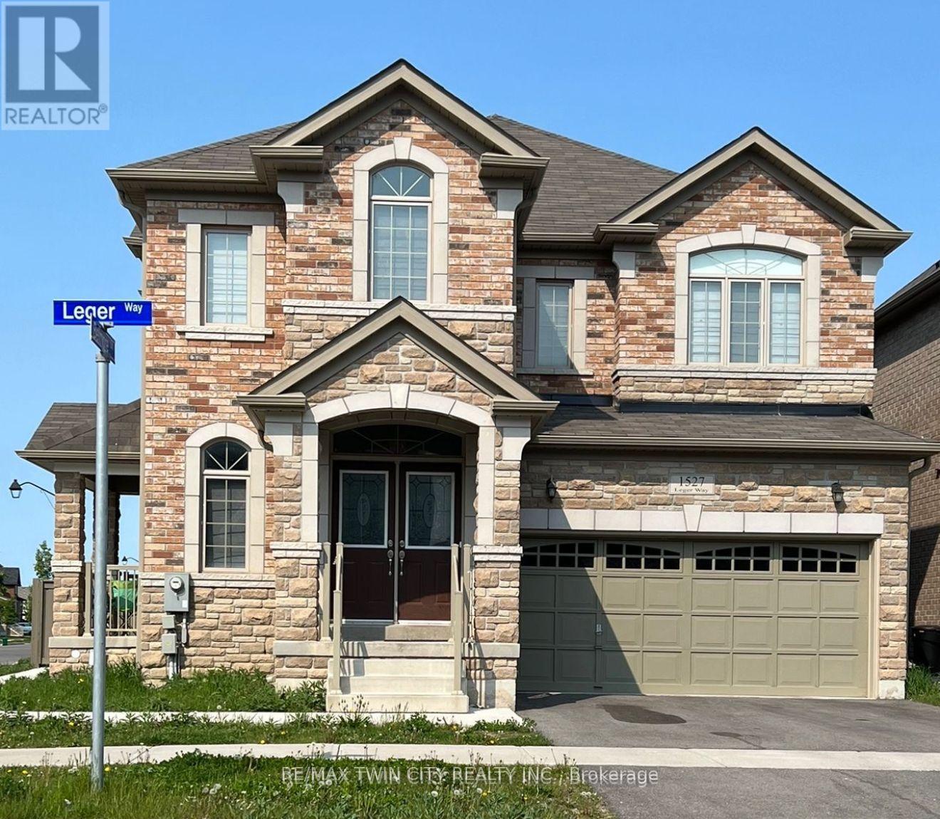 1527 Leger Way, Milton, Ontario  L9E 1E3 - Photo 1 - W12789292