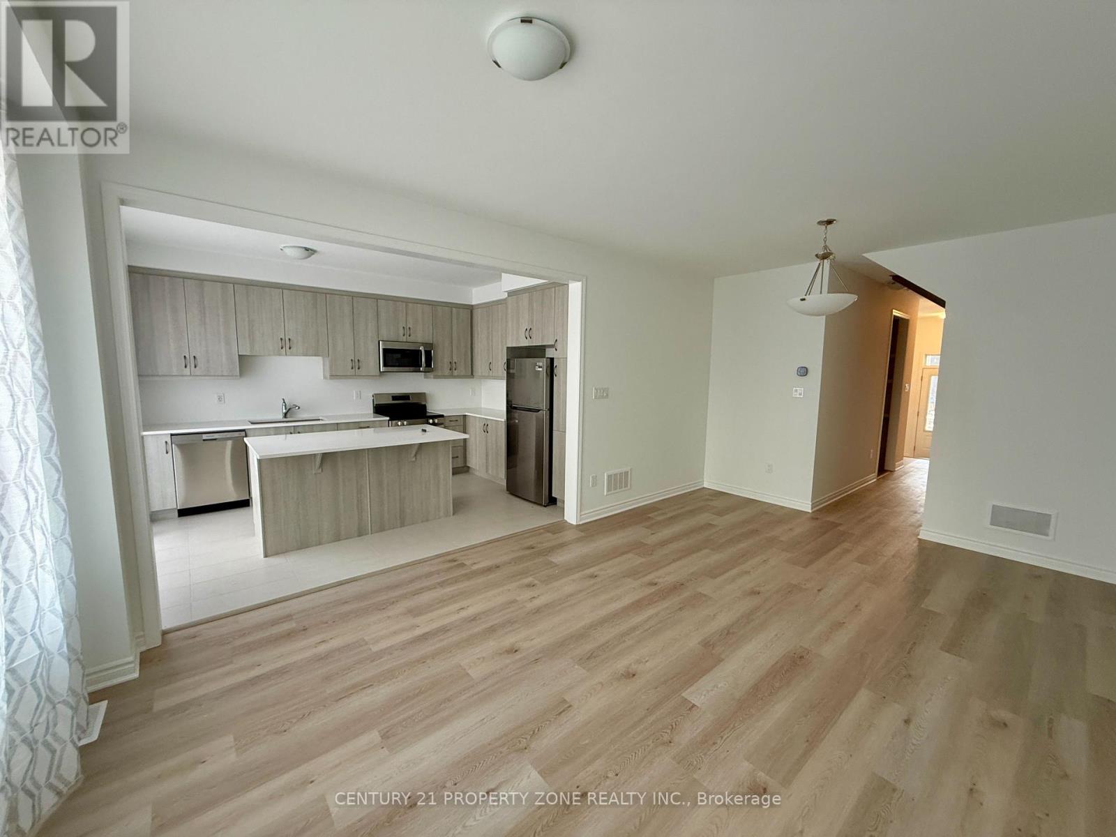 1340 Hearns Place, Milton, Ontario  L9E 2J7 - Photo 11 - W12789316