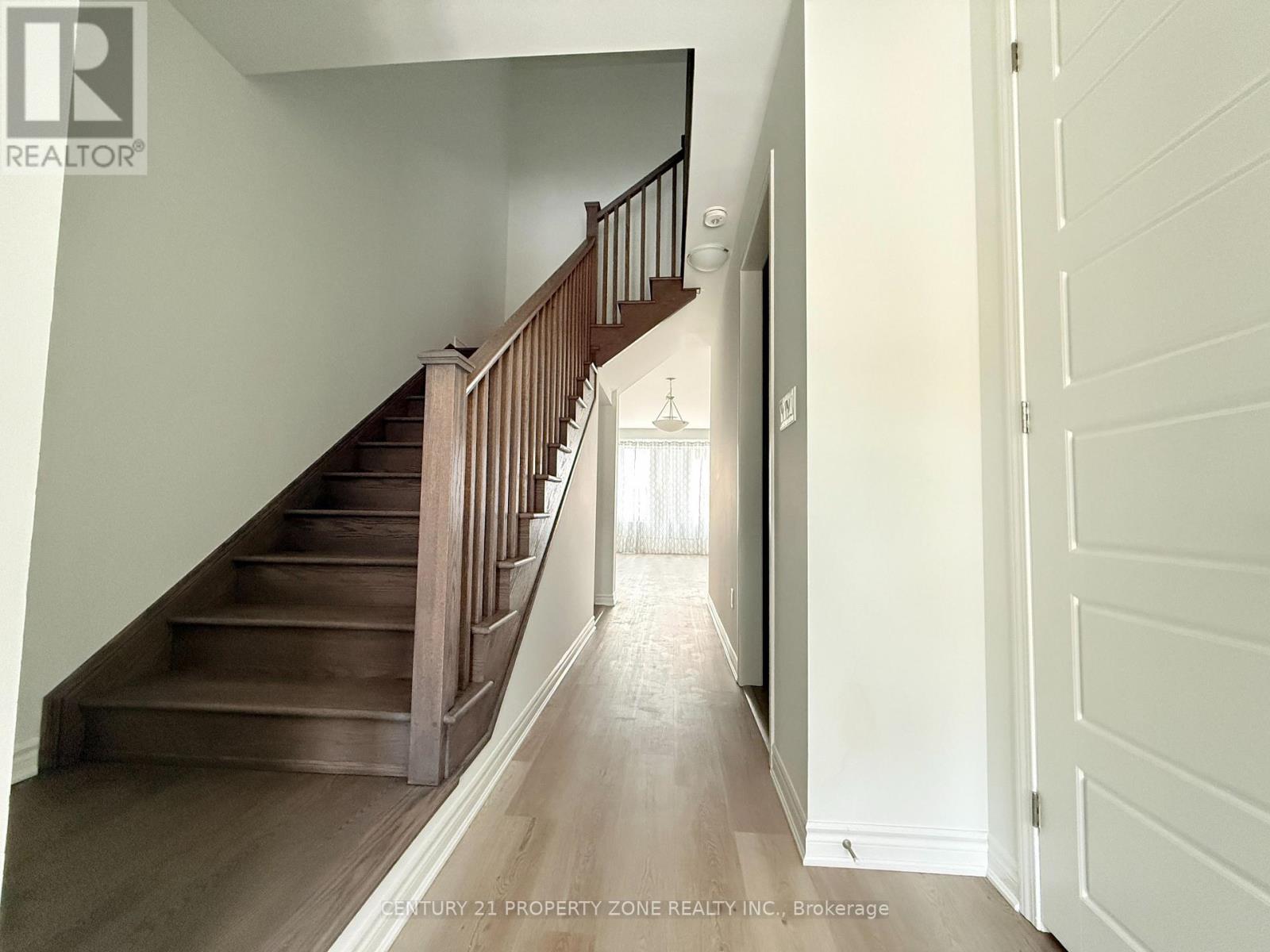 1340 Hearns Place, Milton, Ontario  L9E 2J7 - Photo 16 - W12789316