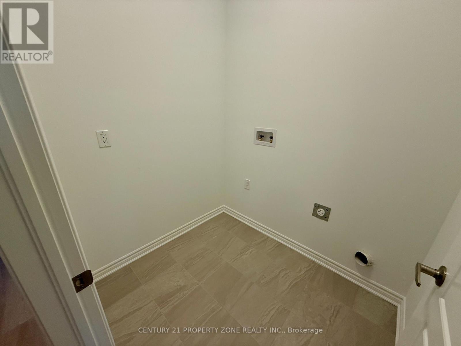 1340 Hearns Place, Milton, Ontario  L9E 2J7 - Photo 26 - W12789316