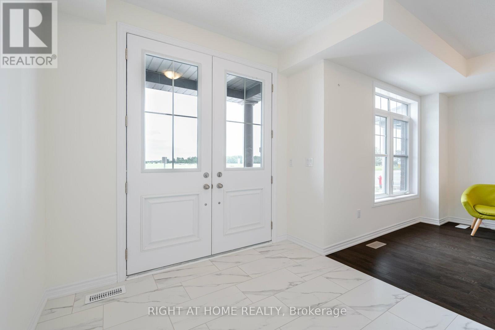 12334 Mclaughlin Road, Caledon, Ontario  L7C 4L7 - Photo 3 - W12789332