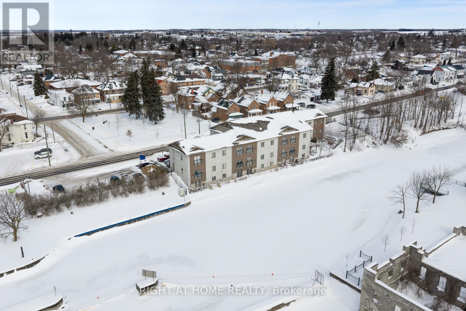 301 - 25 King Street, Kawartha Lakes, Ontario  K9V 1C4 - Photo 19 - X12789304