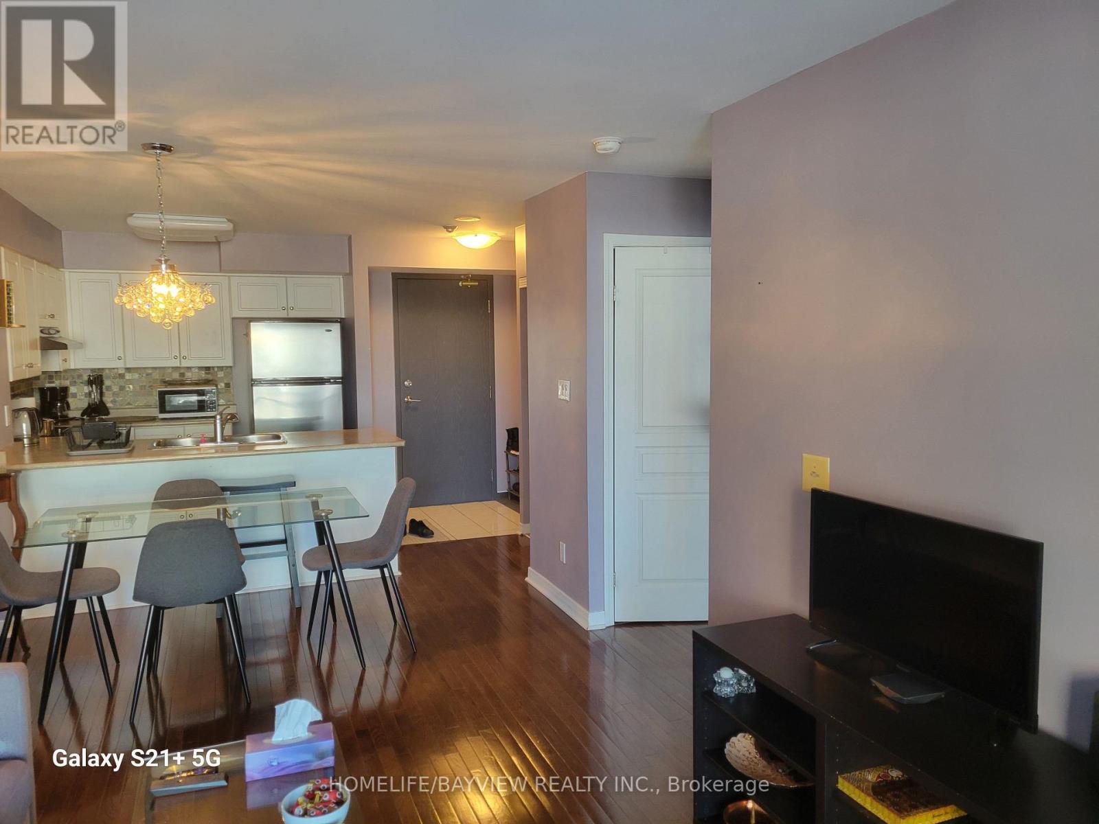 202 - 19 Northern Heights Drive, Richmond Hill, Ontario  L4B 4M4 - Photo 10 - N12786124