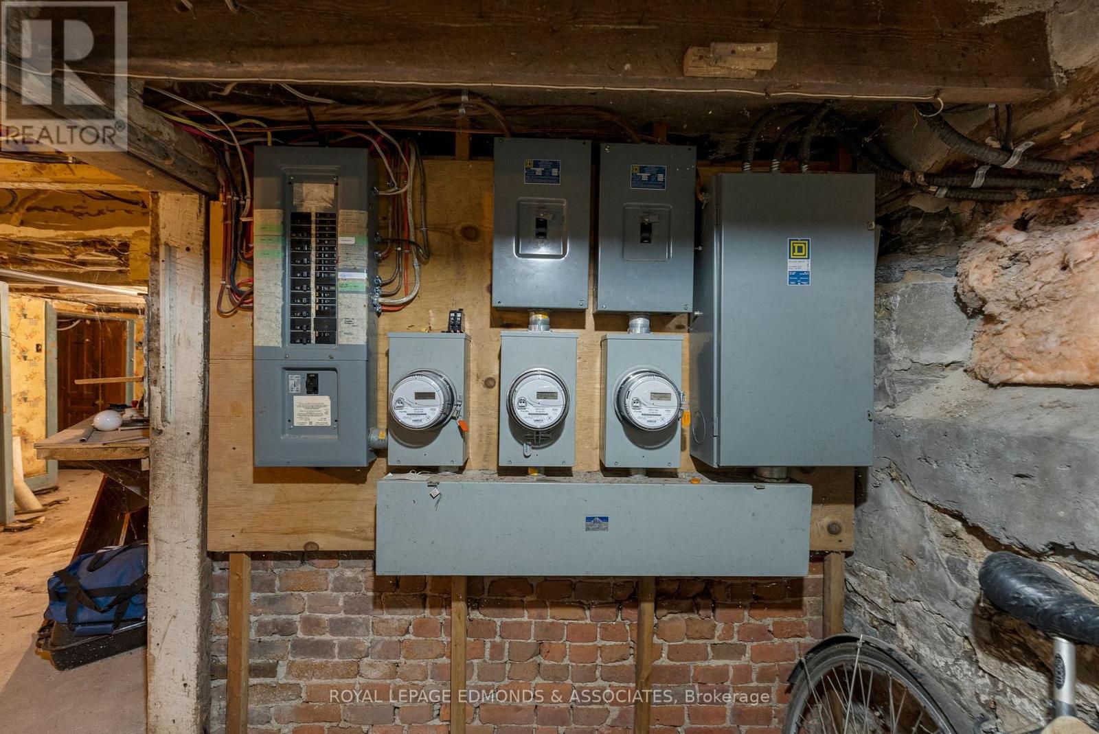 412 Murray Street, Pembroke, Ontario  K8A 4P6 - Photo 43 - X12788464