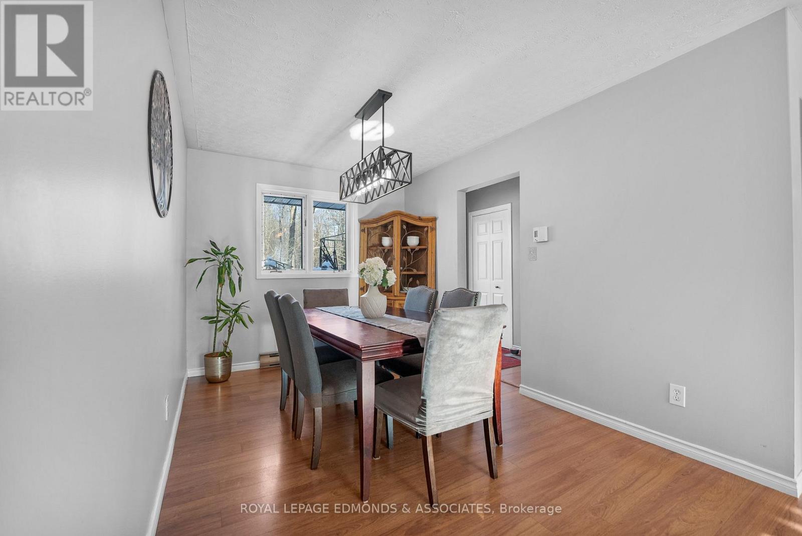 1486 Wilson Road, Laurentian Valley, Ontario  K8A 6W4 - Photo 11 - X12789370