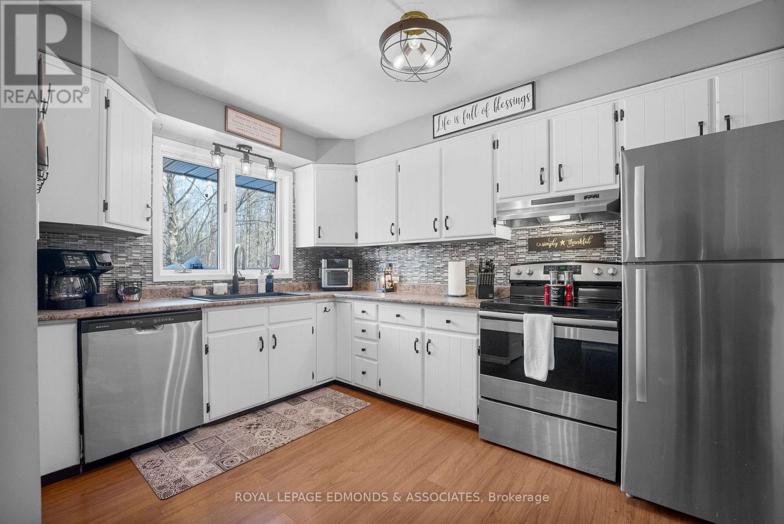 1486 Wilson Road, Laurentian Valley, Ontario  K8A 6W4 - Photo 12 - X12789370