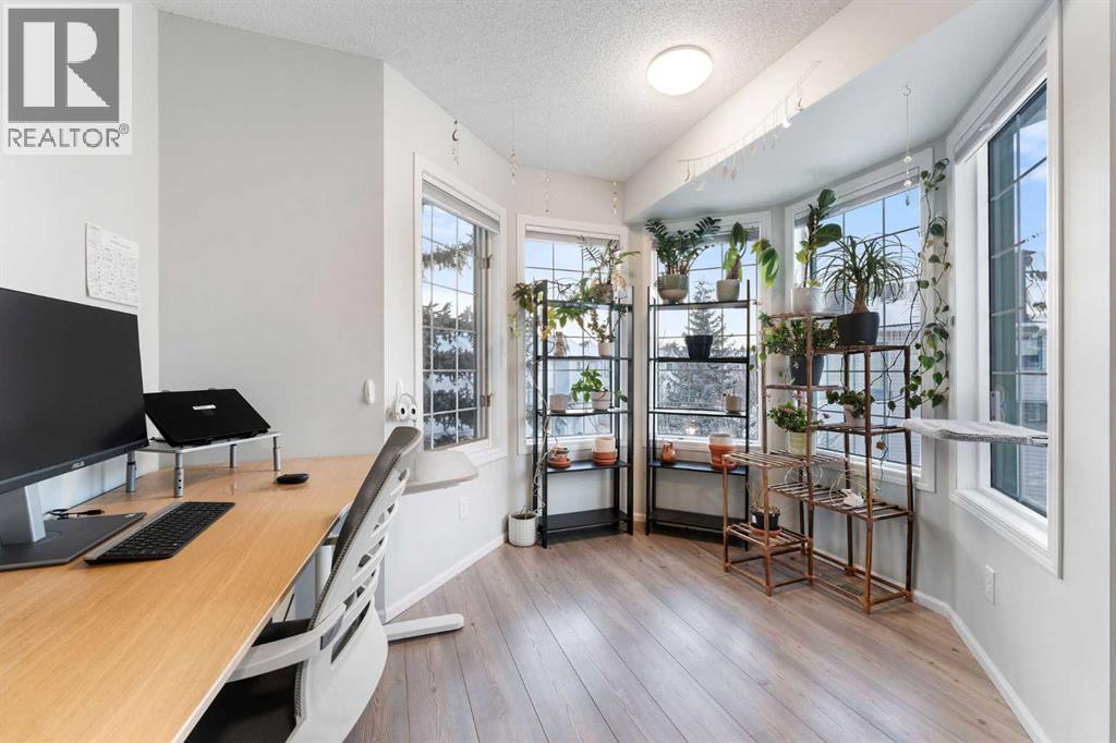 60 Prominence View Sw, Calgary, Alberta T3H 3M8 - Photo 38 - A2280589