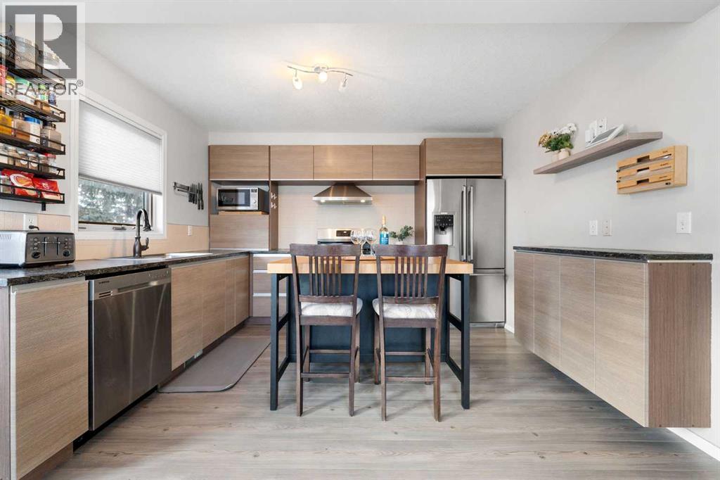 60 Prominence View Sw, Calgary, Alberta T3H 3M8 - Photo 5 - A2280589