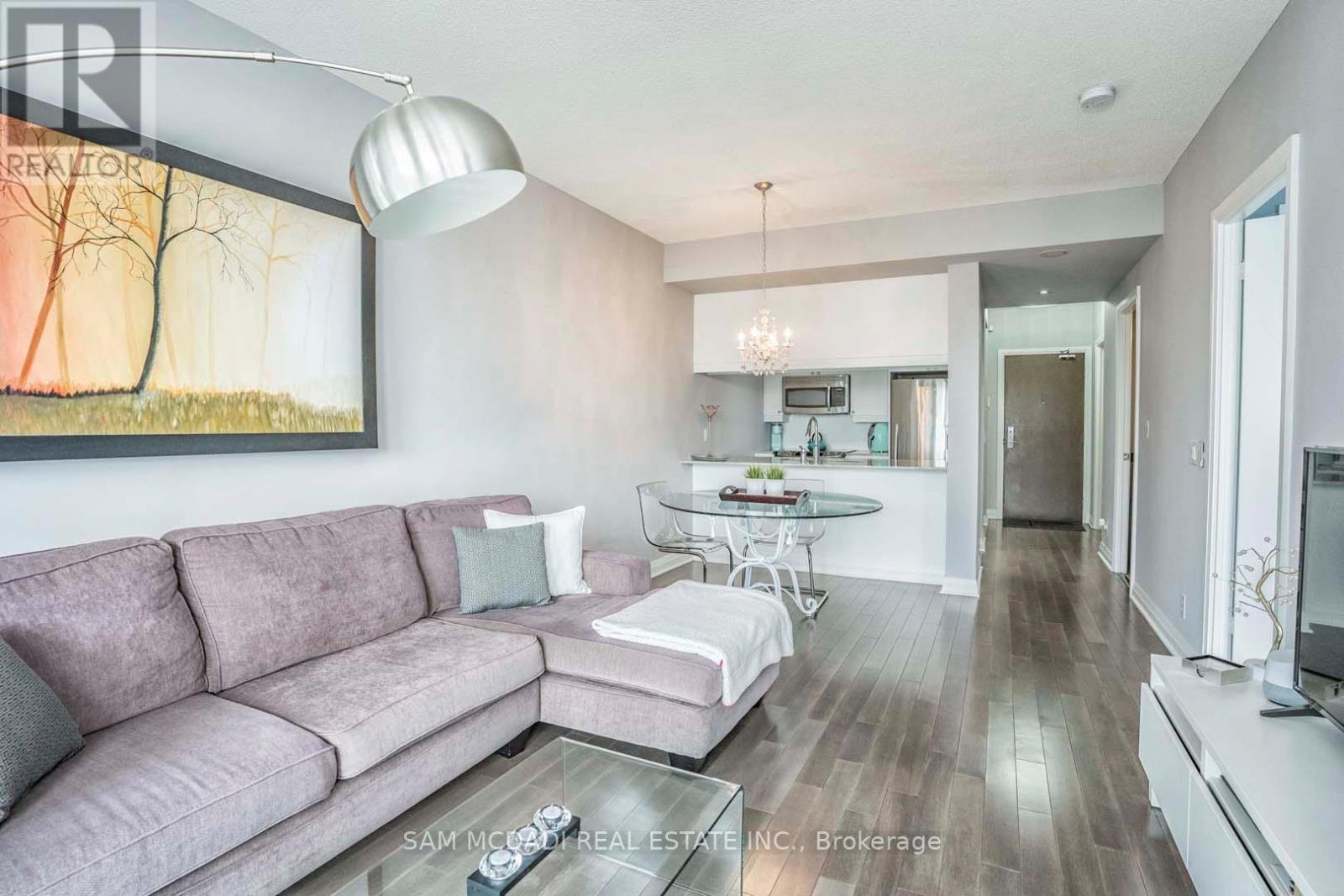 704 - 1055 Southdown Road, Mississauga, Ontario  L5J 0A3 - Photo 13 - W12789350