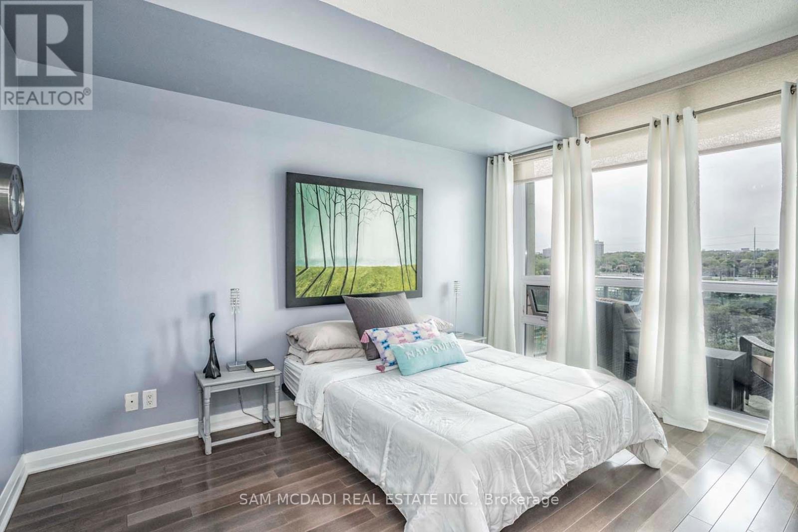 704 - 1055 Southdown Road, Mississauga, Ontario  L5J 0A3 - Photo 18 - W12789350