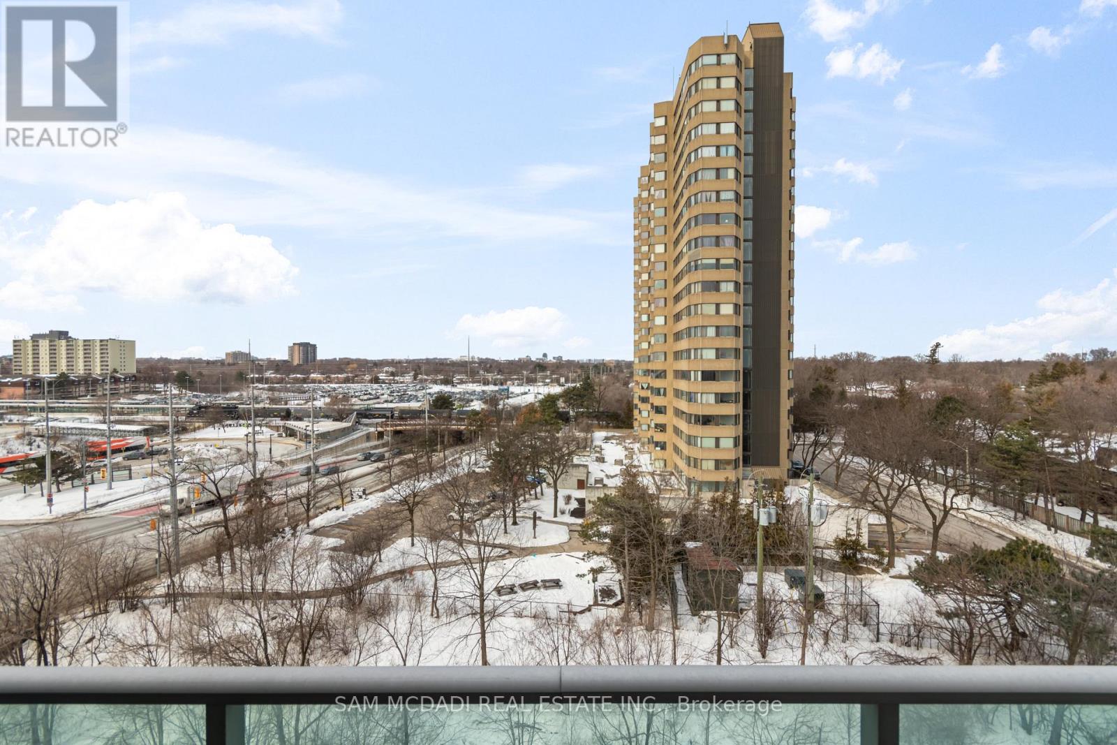 704 - 1055 Southdown Road, Mississauga, Ontario  L5J 0A3 - Photo 19 - W12789350