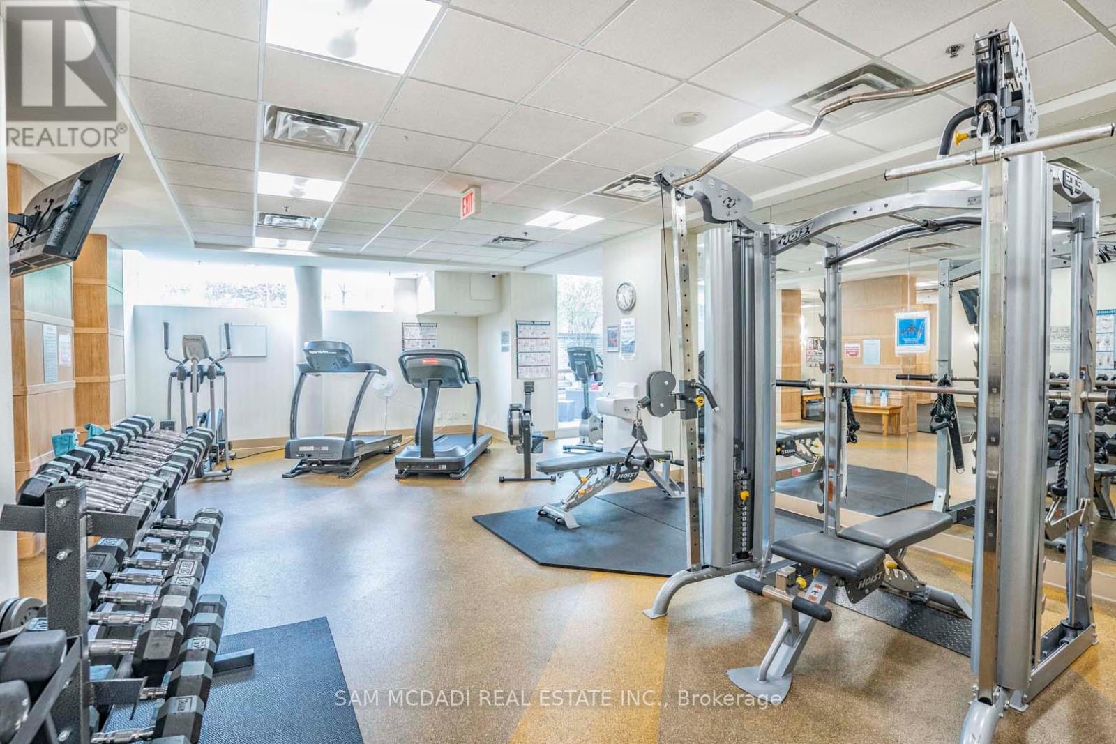 704 - 1055 Southdown Road, Mississauga, Ontario  L5J 0A3 - Photo 24 - W12789350