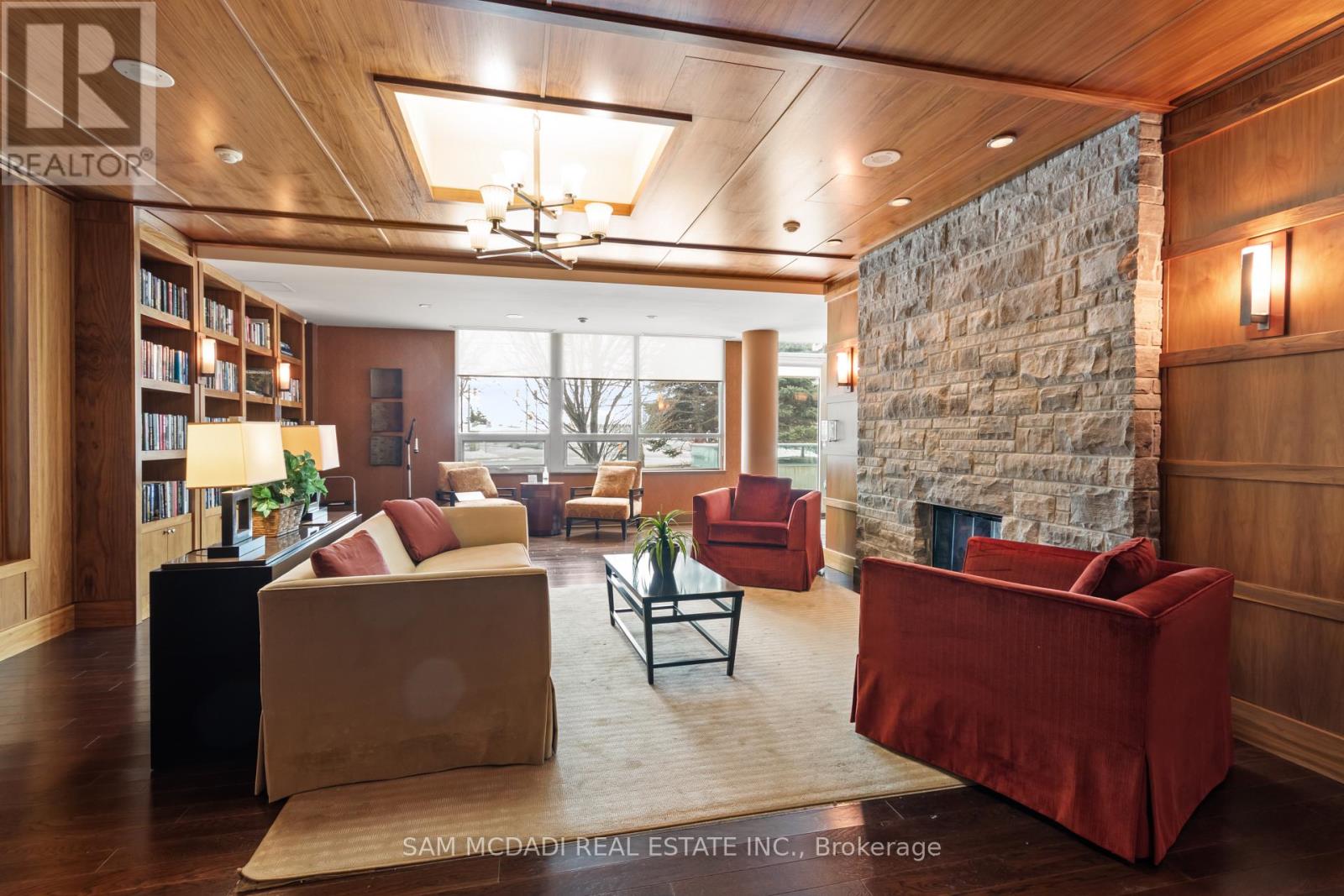 704 - 1055 Southdown Road, Mississauga, Ontario  L5J 0A3 - Photo 30 - W12789350