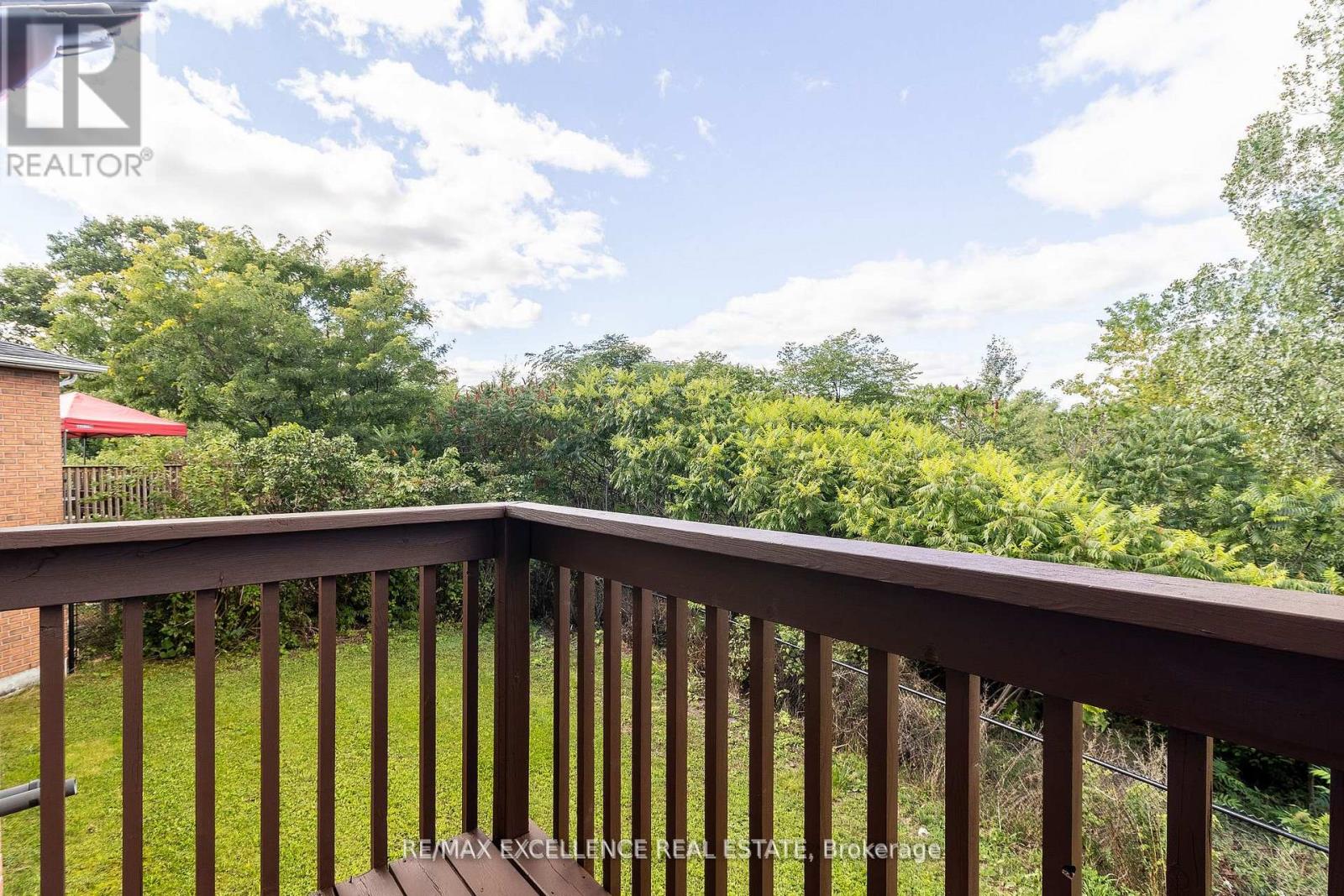 40 Monaco Court, Brampton, Ontario  L7A 1X4 - Photo 14 - W12789356