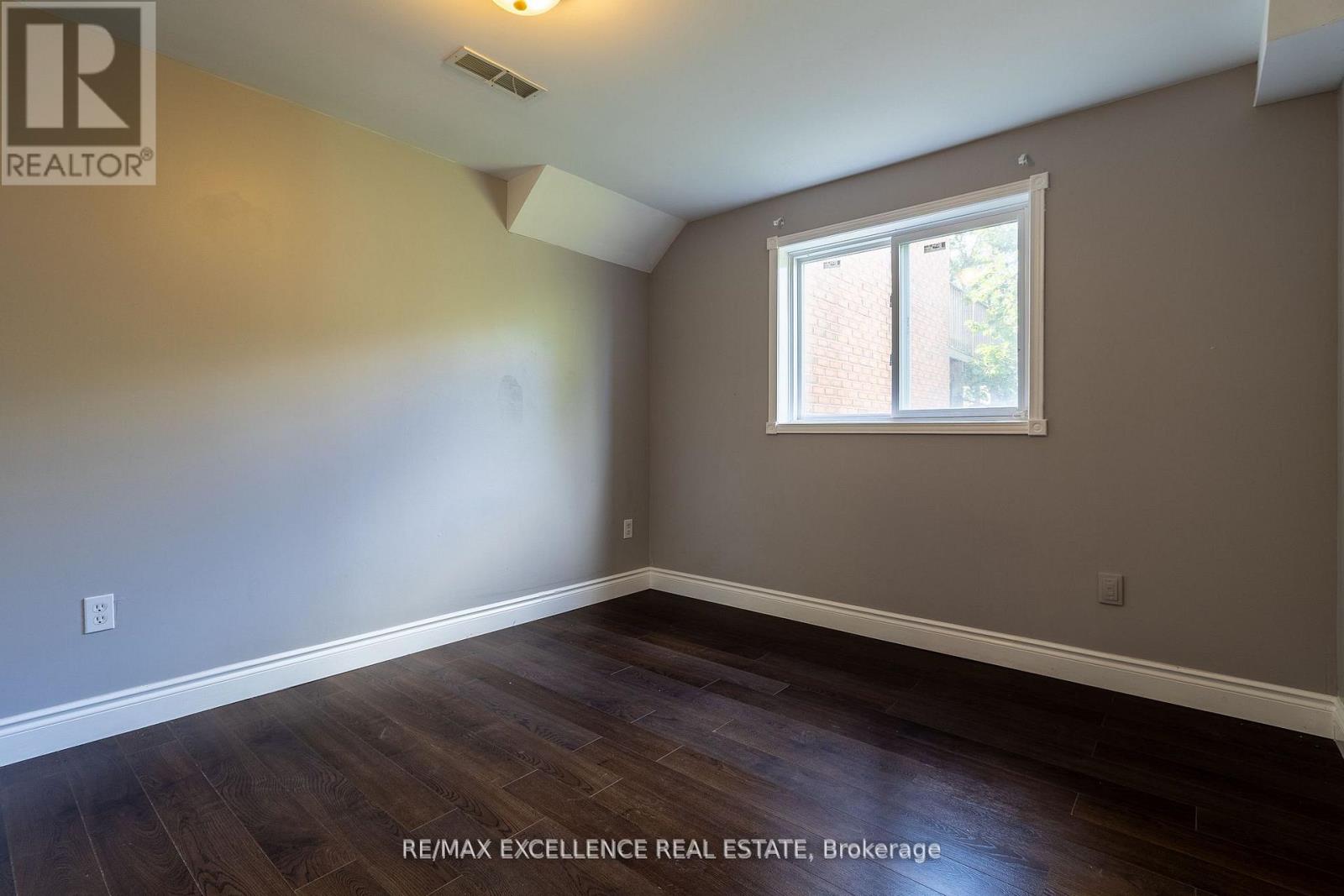 40 Monaco Court, Brampton, Ontario  L7A 1X4 - Photo 37 - W12789356