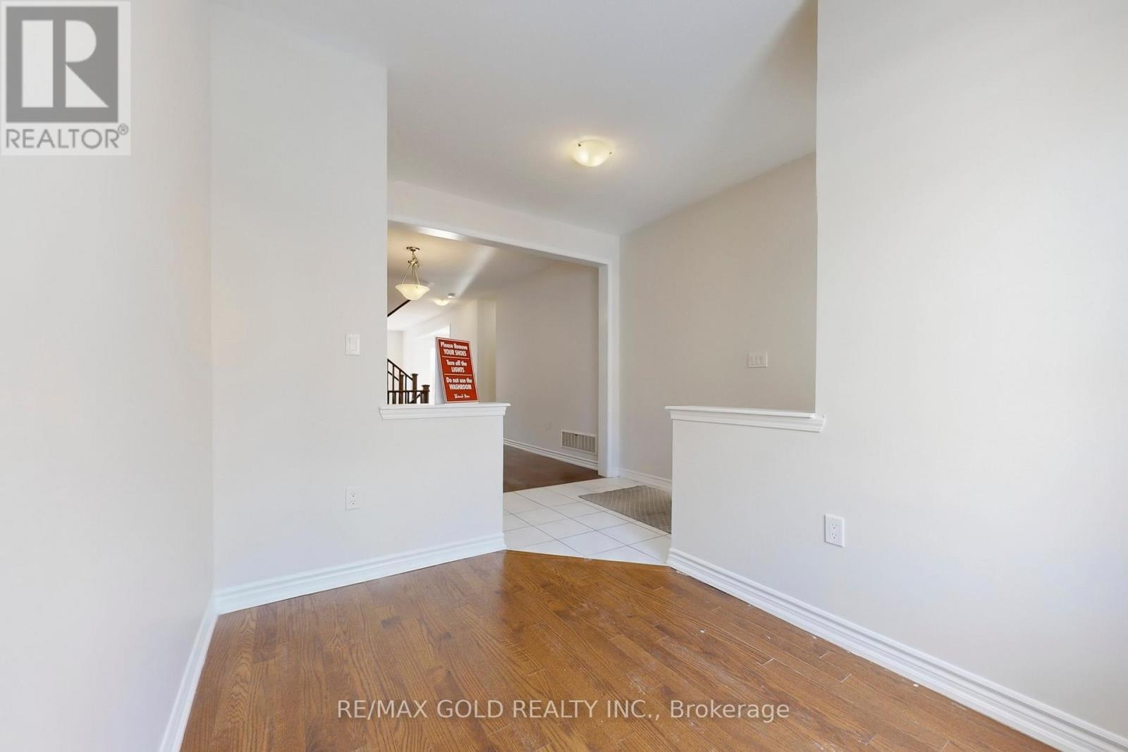 174 Lemieux Court, Milton, Ontario  L9E 1E9 - Photo 22 - W12789362