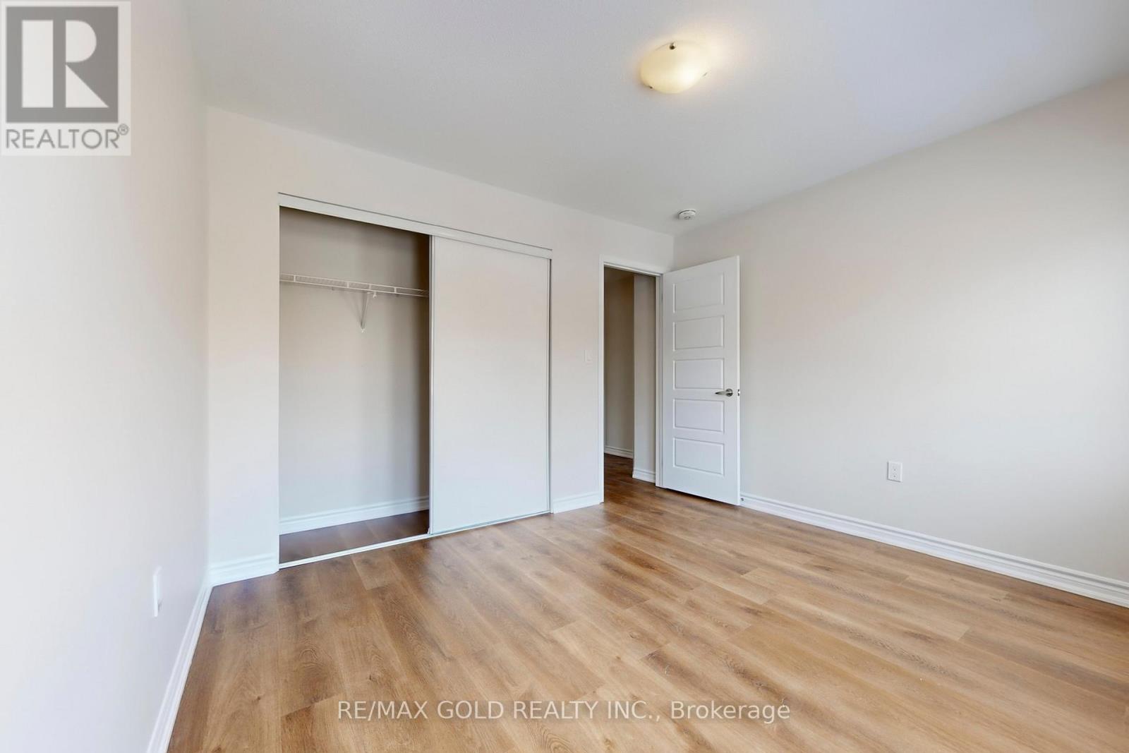 174 Lemieux Court, Milton, Ontario  L9E 1E9 - Photo 36 - W12789362