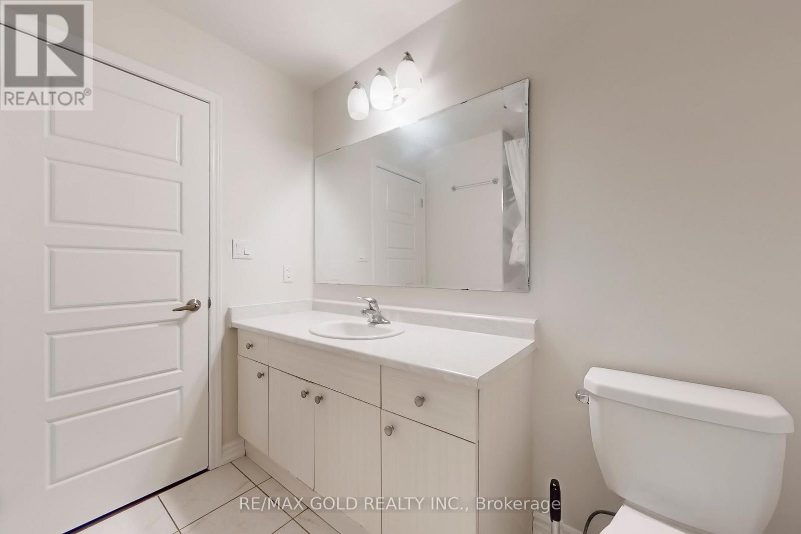 174 Lemieux Court, Milton, Ontario  L9E 1E9 - Photo 45 - W12789362